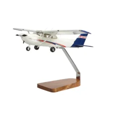ATP Cessna 172 Skyhawk Clear Canopy Large Mahogany Model