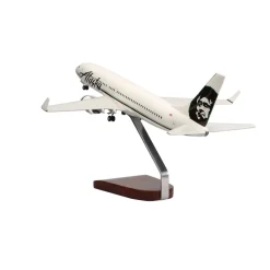 Boeing 737-800 Alaska Airlines Large Mahogany Model