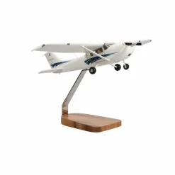 Cessna 172 Skyhawk SP (Blue) Clear Canopy Large Mahogany Model