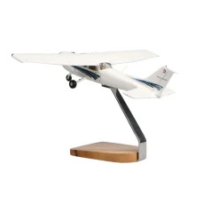 Cessna 172 Skyhawk SP (Blue) Clear Canopy Large Mahogany Model