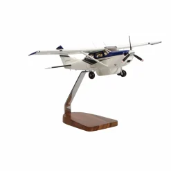 Cessna Turbo Stationair HD Clear Canopy Large Mahogany Model