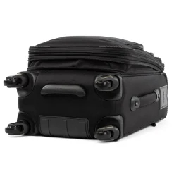 Travelpro FlightCrew5 21